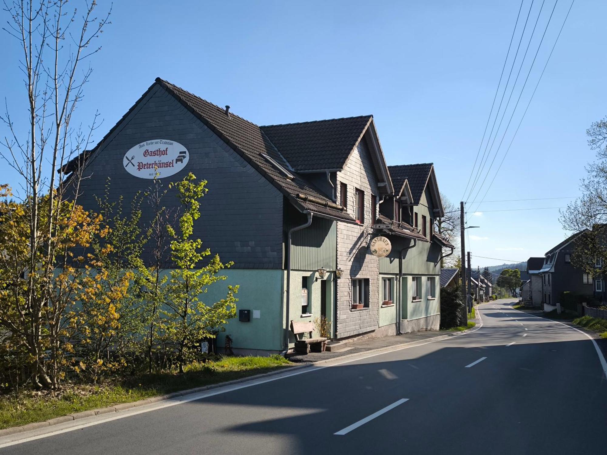 Gasthaus Und Hotel Peterhaensel Spechtsbrunn 外观 照片